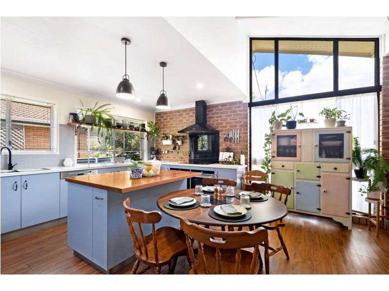 90 Kylie Avenue, Ferny Hills QLD 4055