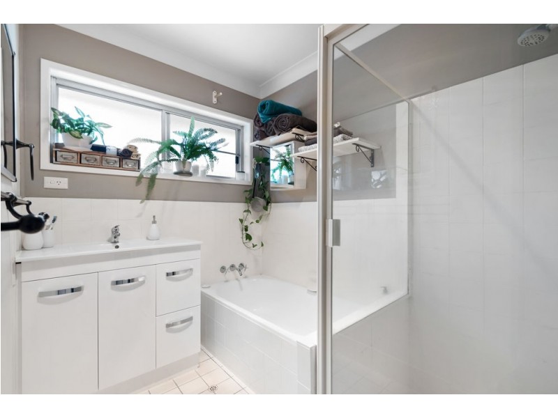 90 Kylie Avenue, Ferny Hills QLD 4055