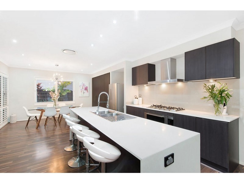 15 Atrium Way, Everton Hills QLD 4053