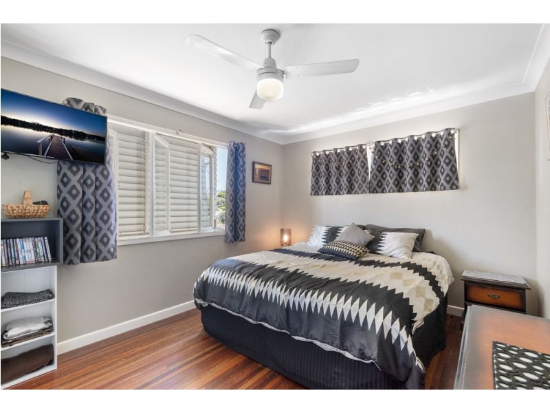 10 Dooloo Crescent, Ferny Hills QLD 4055