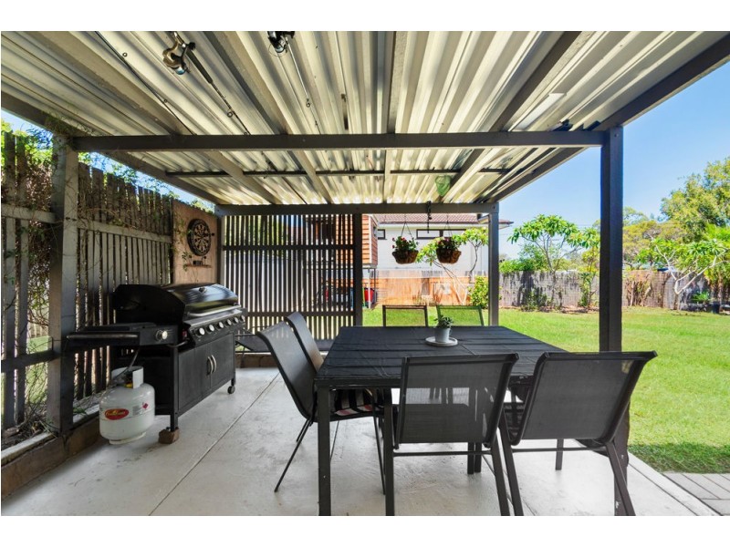 10 Dooloo Crescent, Ferny Hills QLD 4055