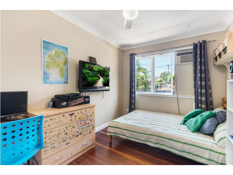 10 Dooloo Crescent, Ferny Hills QLD 4055