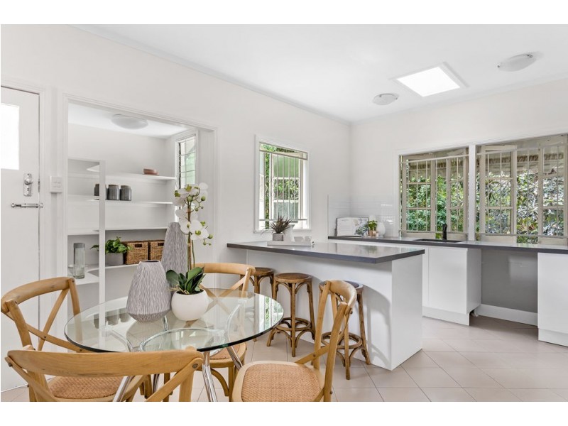 8 Doorey Street, Keperra QLD 4054