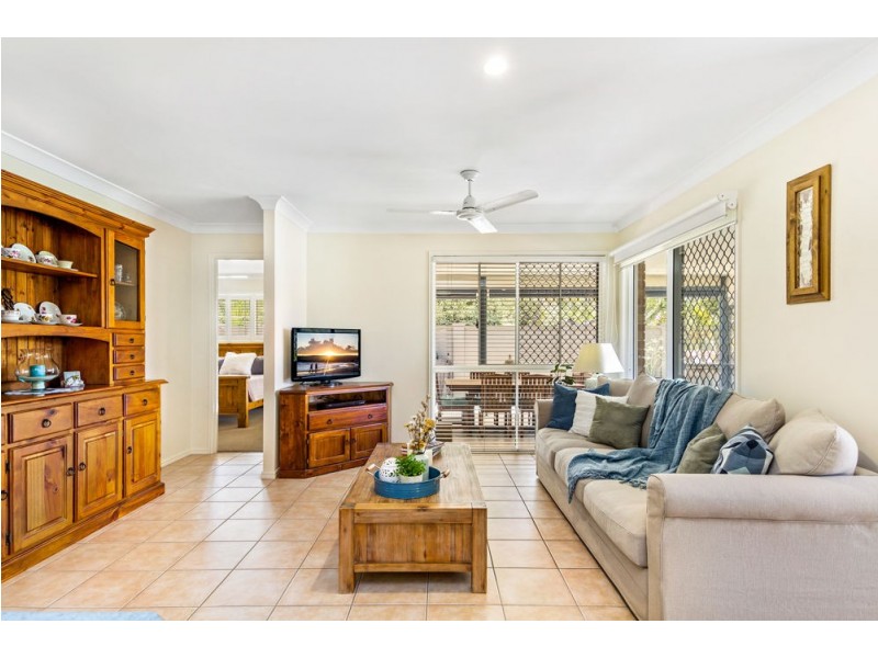 12 Greenfern Place, Ferny Grove QLD 4055