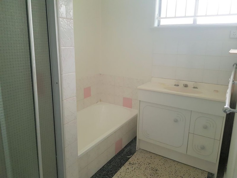 10 Flockton Street, Stafford Heights QLD 4053