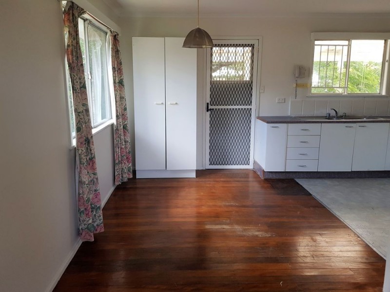 10 Flockton Street, Stafford Heights QLD 4053