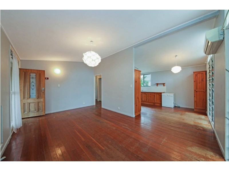 24 Bargo Street, Arana Hills QLD 4054