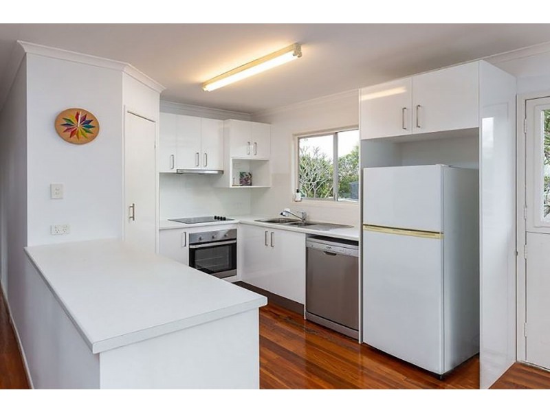 8 Gordon Road, Ferny Hills QLD 4055