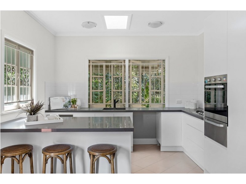 8 Doorey Street, Keperra QLD 4054