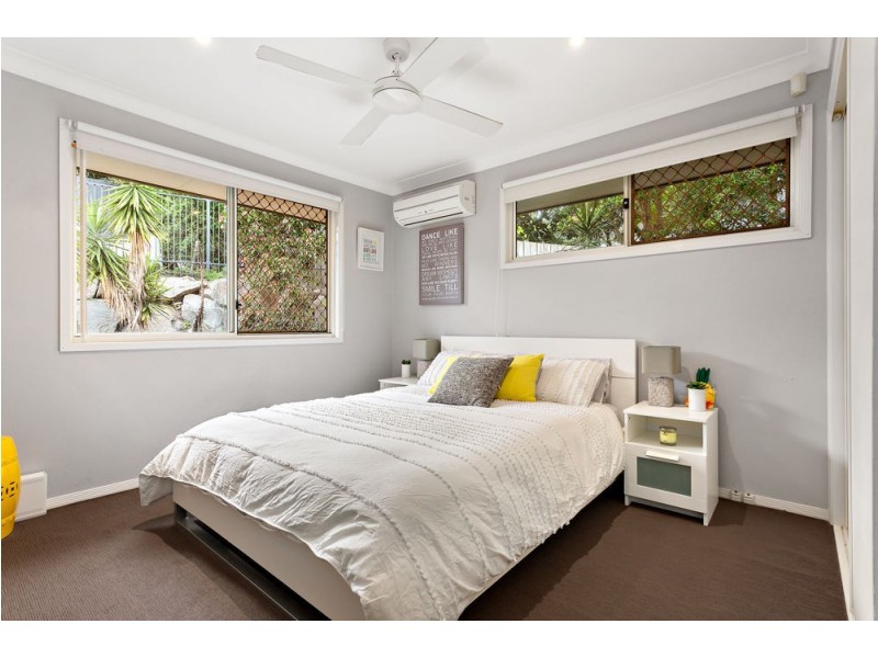 13 Glendore Court, Eatons Hill QLD 4037