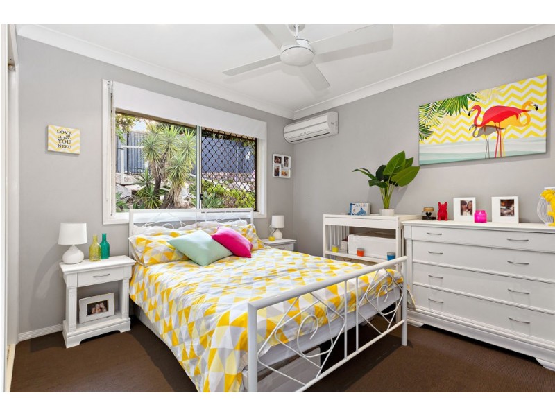 13 Glendore Court, Eatons Hill QLD 4037