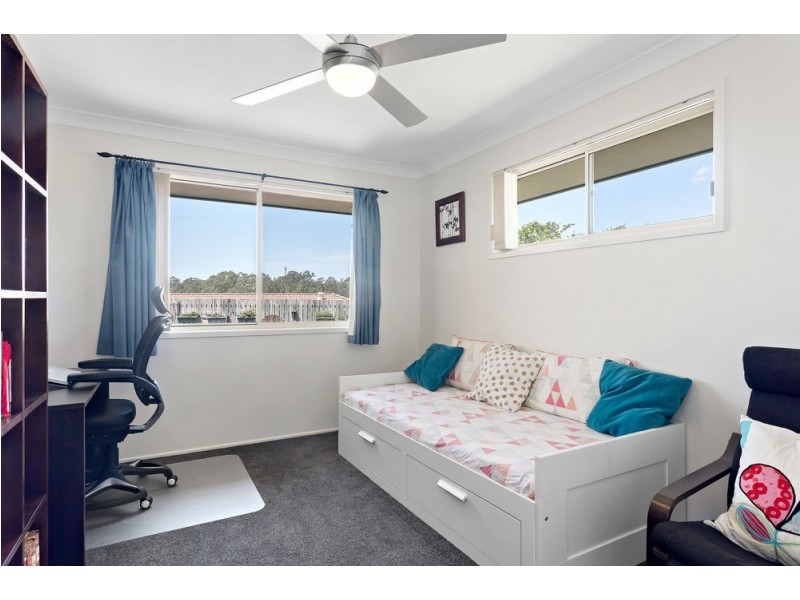 11 Lynagh Court, Arana Hills QLD 4054