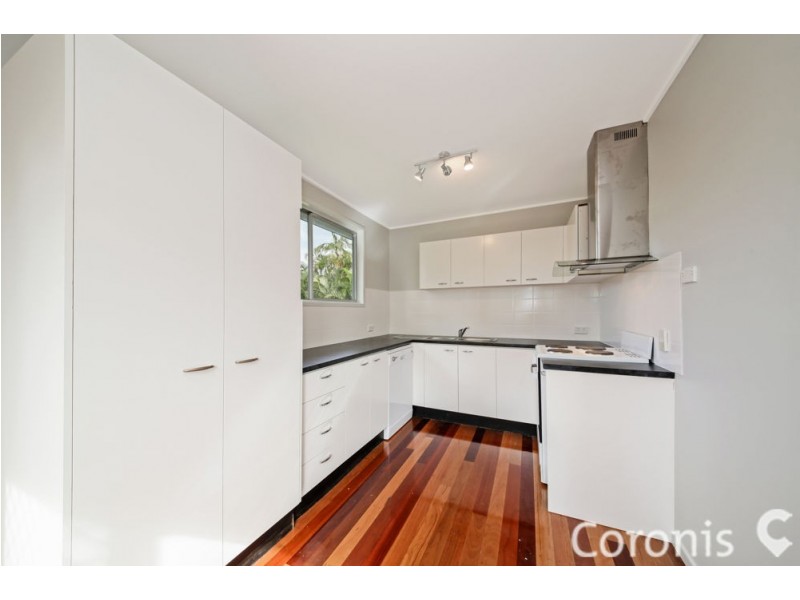 8 Tarnook Drive, Ferny Hills QLD 4055