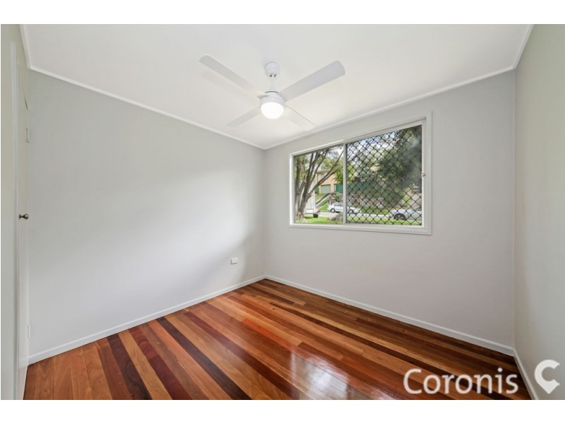 8 Tarnook Drive, Ferny Hills QLD 4055