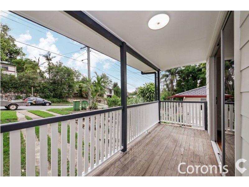 8 Tarnook Drive, Ferny Hills QLD 4055