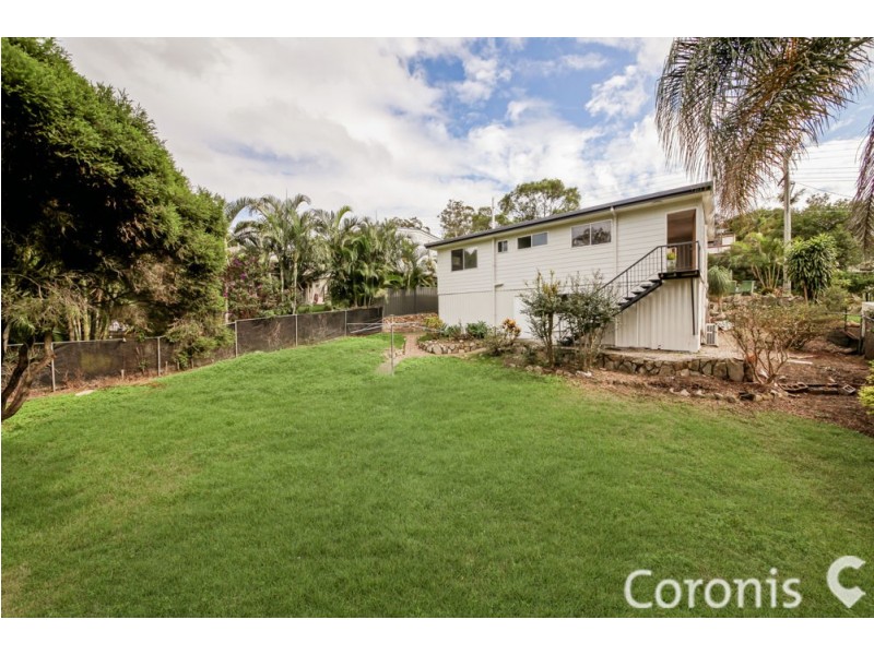 8 Tarnook Drive, Ferny Hills QLD 4055