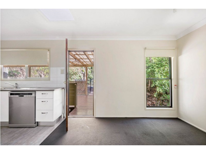 22 Yathong Court, Arana Hills QLD 4054