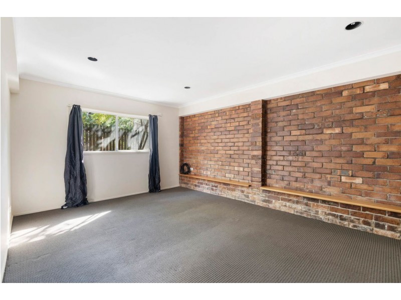 22 Yathong Court, Arana Hills QLD 4054