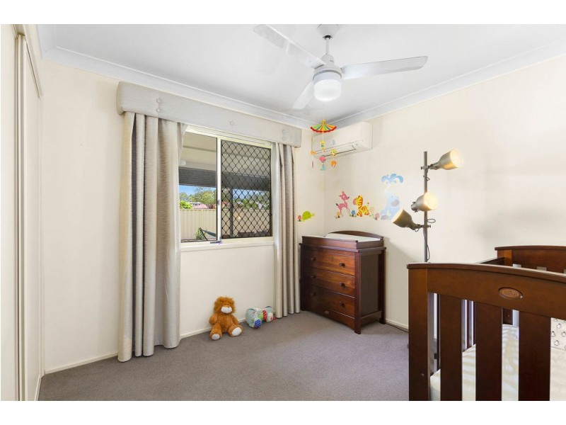 33 Reginald Avenue, Arana Hills QLD 4054