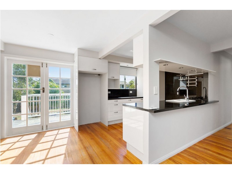 20 Loombah Crescent, Ferny Hills QLD 4055