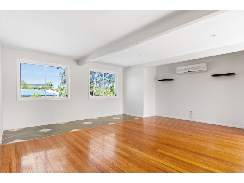 20 Loombah Crescent, Ferny Hills QLD 4055