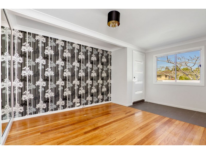 20 Loombah Crescent, Ferny Hills QLD 4055