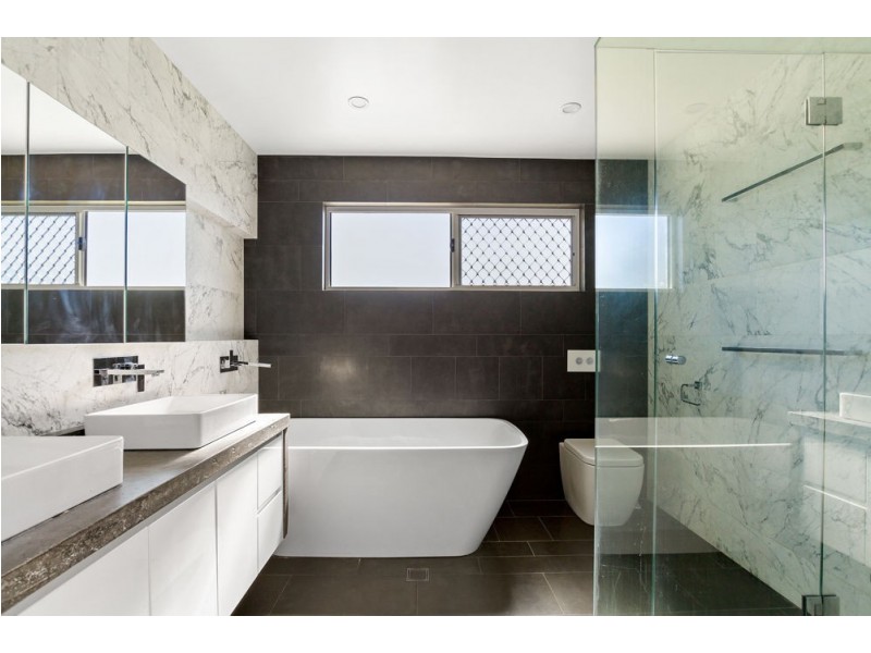 20 Loombah Crescent, Ferny Hills QLD 4055