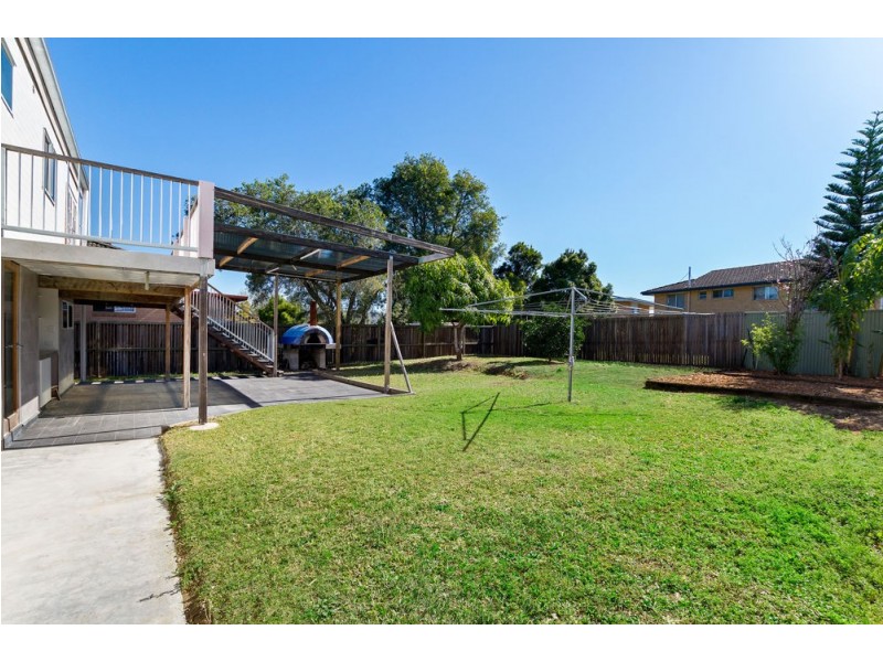 20 Loombah Crescent, Ferny Hills QLD 4055