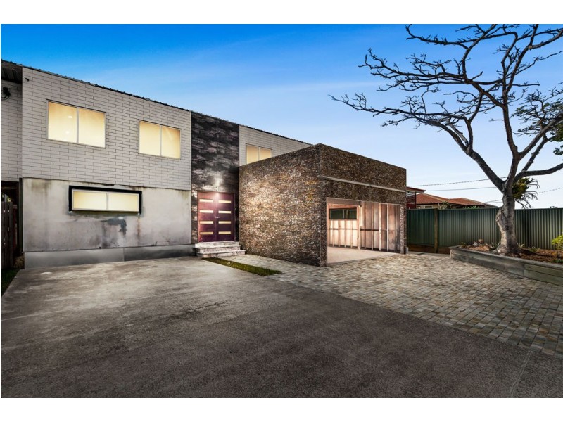 20 Loombah Crescent, Ferny Hills QLD 4055