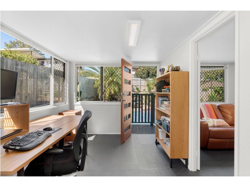 25 Ferny Way, Ferny Hills QLD 4055