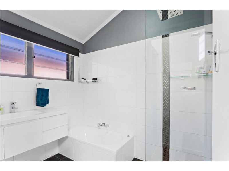 17 Cestrum Street, Arana Hills QLD 4054