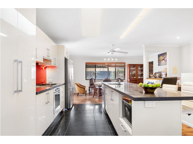 46 Rinavore Street, Ferny Grove QLD 4055
