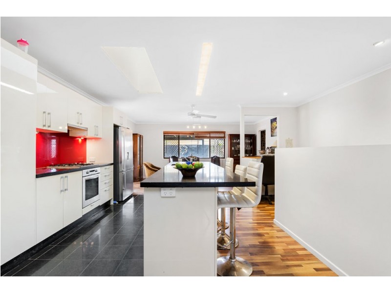 46 Rinavore Street, Ferny Grove QLD 4055