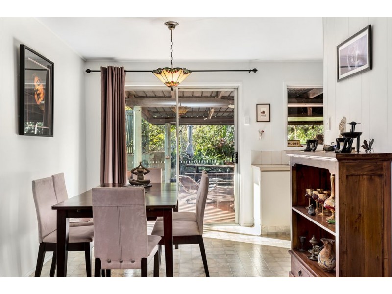 86 Illuta Avenue, Ferny Hills QLD 4055