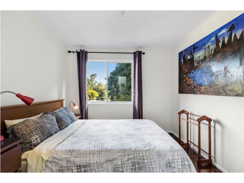 86 Illuta Avenue, Ferny Hills QLD 4055