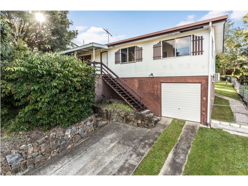86 Illuta Avenue, Ferny Hills QLD 4055