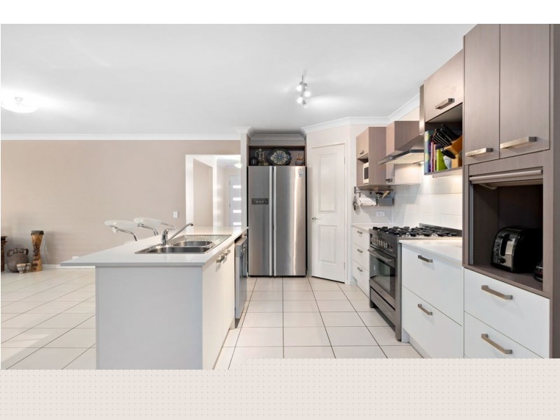 14 Barambah Circuit, Warner QLD 4500