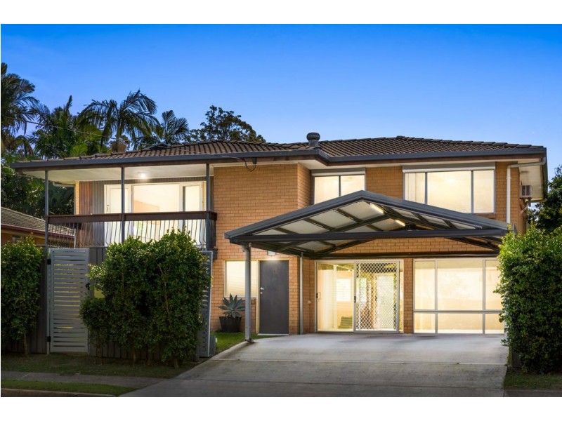 21 Caesar Road, Ferny Hills QLD 4055