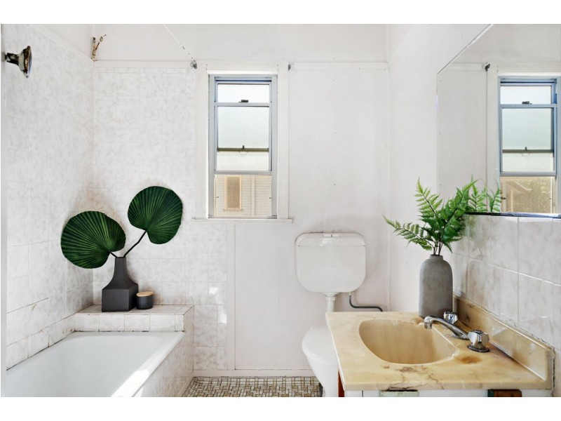 883 Samford Road, Keperra QLD 4054