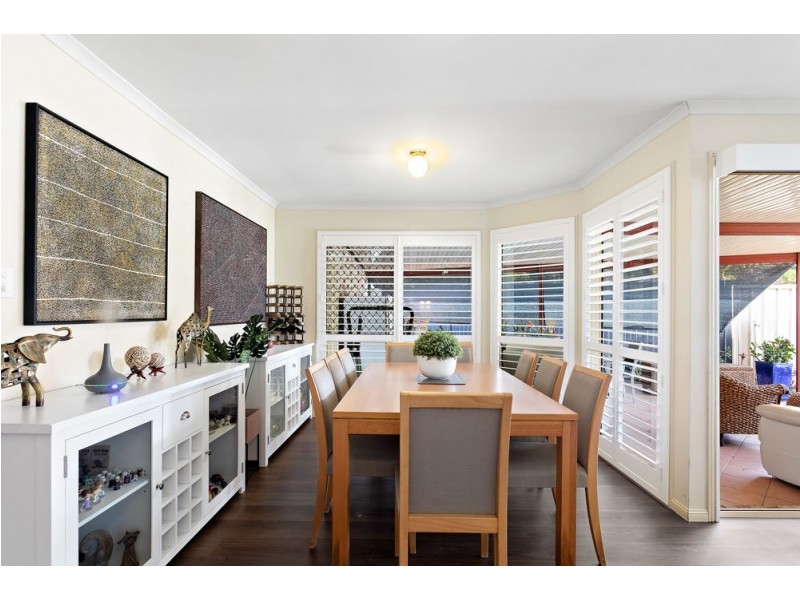 12 Valencia Court, Eatons Hill QLD 4037