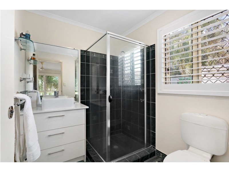 12 Valencia Court, Eatons Hill QLD 4037