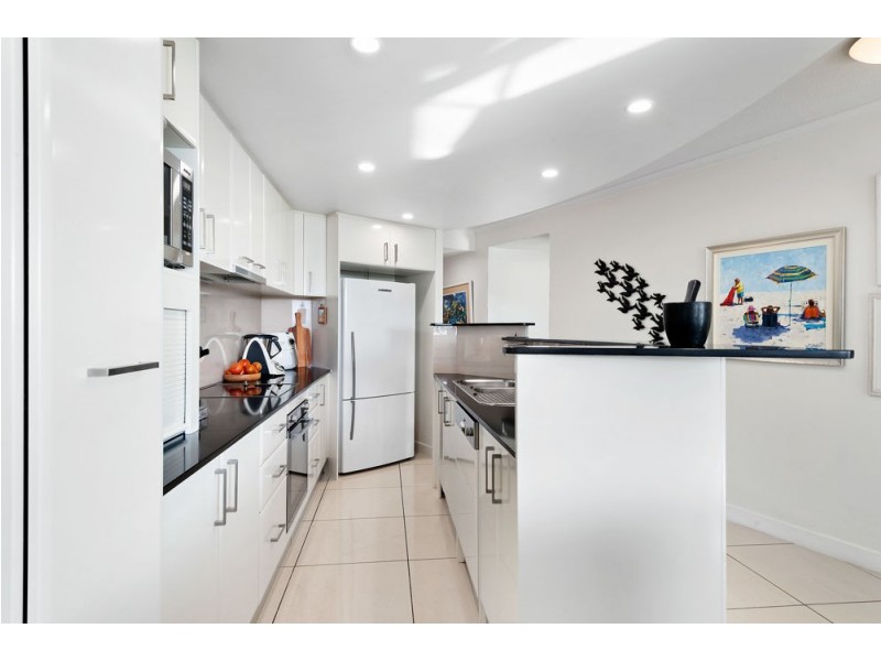 102/42 Queen Street, Kings Beach QLD 4551