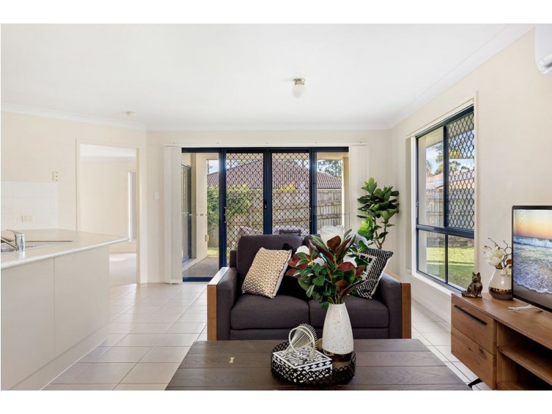 26 Whites Court, Albany Creek QLD 4035