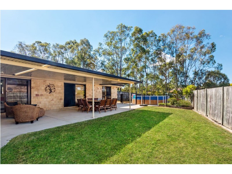 18 Valencia Court, Eatons Hill QLD 4037