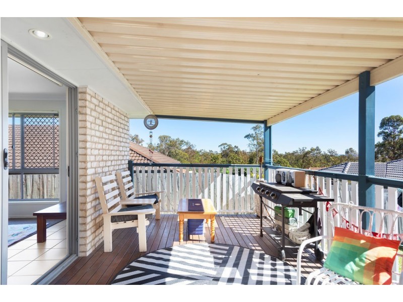 33 Woodlands Boulevard, Waterford QLD 4133