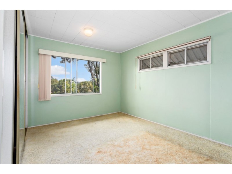 2 Camden Court, Arana Hills QLD 4054