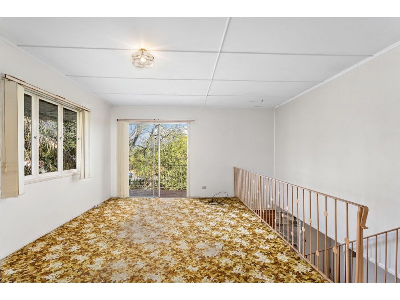 2 Camden Court, Arana Hills QLD 4054