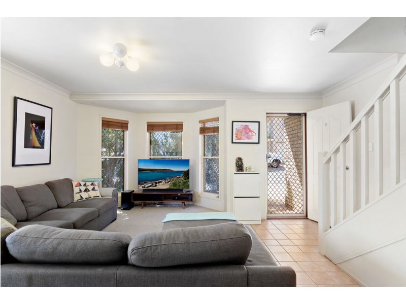 6/11 Leslie Street, Arana Hills QLD 4054