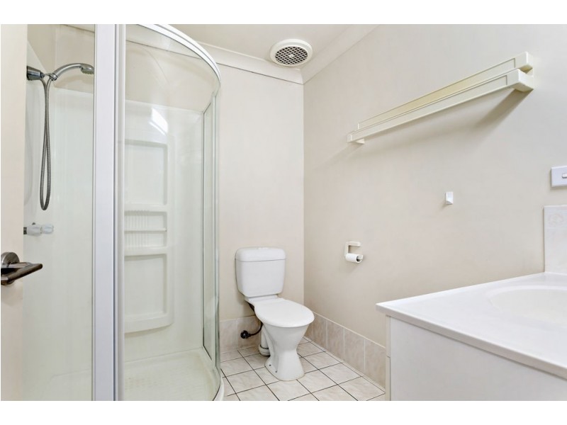 6/11 Leslie Street, Arana Hills QLD 4054