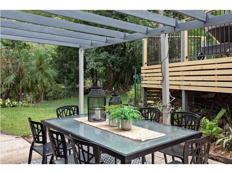 62 Minto Crescent, Arana Hills QLD 4054